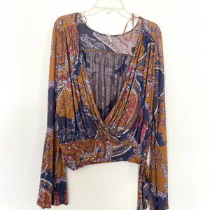 Free People Fionas Wrap Blouse Womens Size M Bell Sleeve Paisley Casual Bohemian
